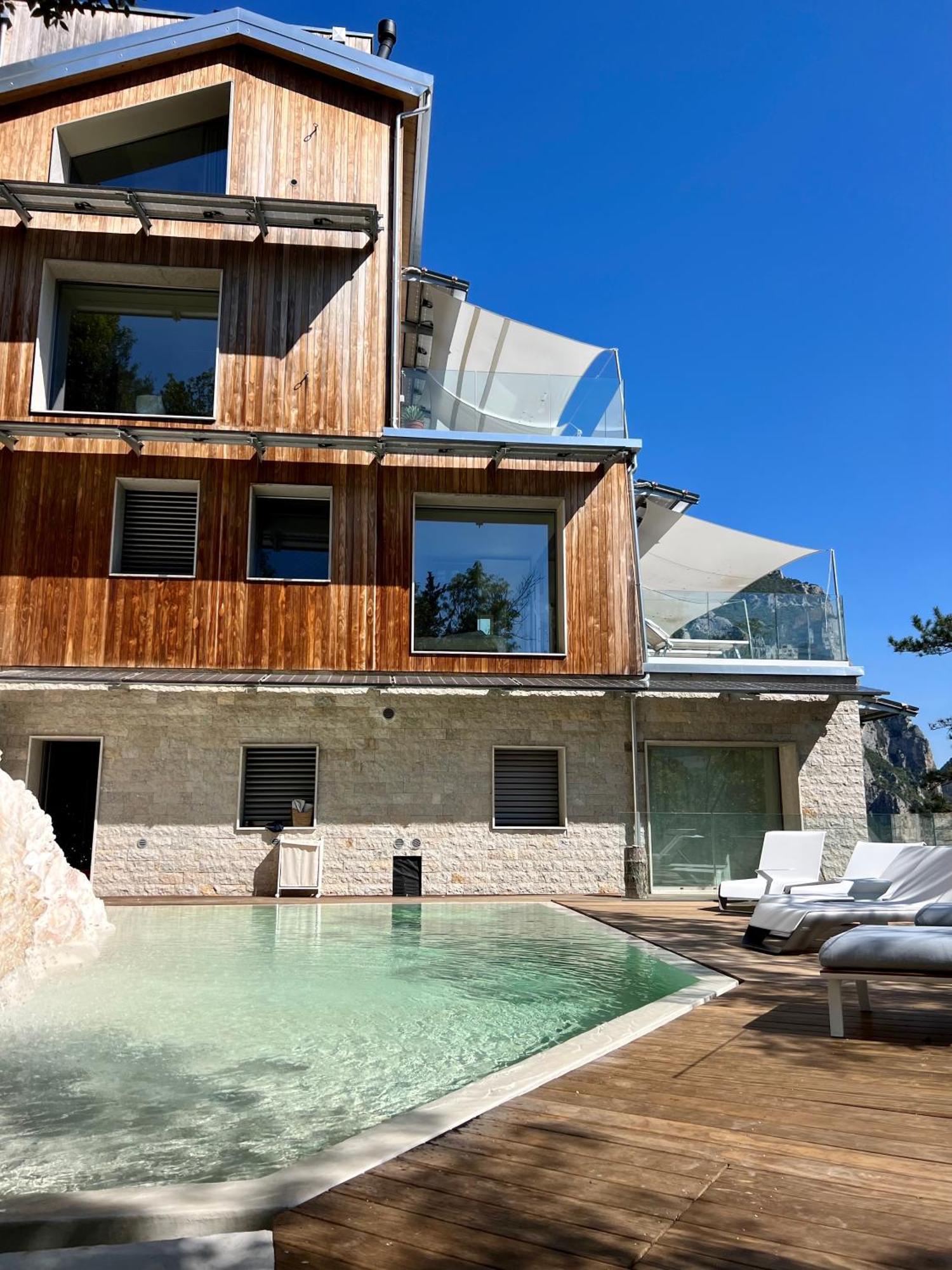 La Forestale Luxury Ecolodge B&B Primo Piano Acqualagna Dış mekan fotoğraf